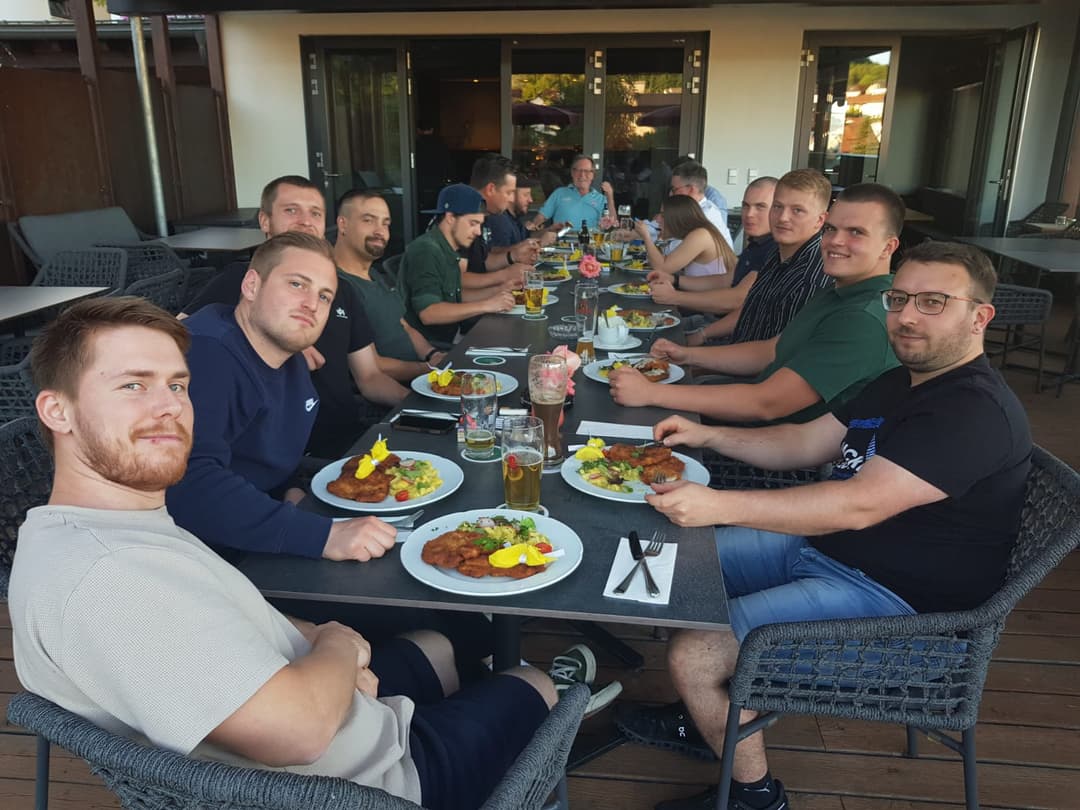 Im Hotel Gottinger wurde das Willkommen zünftig bei einem ausgiebigen Abendessen gefeiert