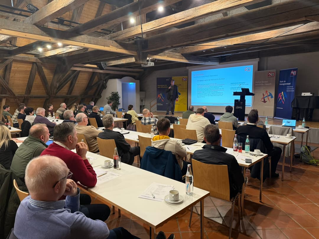 LIV-Fachberater Jörg Rößler berichtete über aktuelle Themen aus der Fachtechnik.